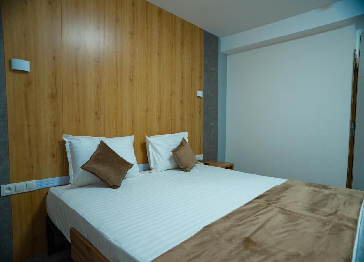 Demure Hotel ทาชเคนต์ ภายนอก รูปภาพ